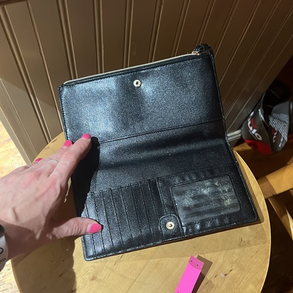 Victoria's Secret Wristlet Wallet - Picture 4 of 6